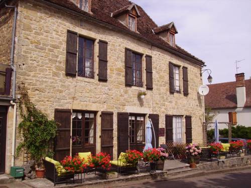 Le Petit Dragon Rouge : Guest accommodation near Cahus
