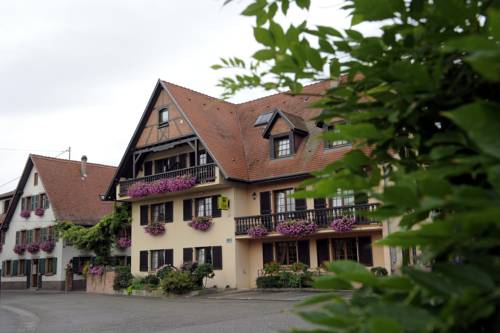 Hotel Restaurant A L'Etoile : Hotel near Gingsheim