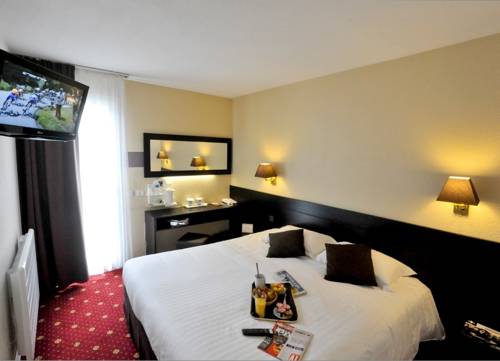 Kyriad Orleans Ouest - La Chapelle Saint Mesmin : Hotel near Lorges