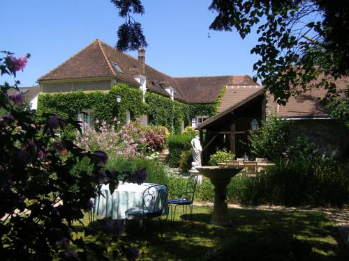 Le Vieux Logis : Bed and Breakfast near Saint-Prest