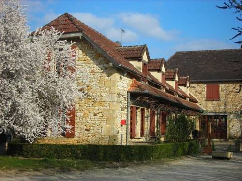 Chambres d'hôtes et gîte Chastrusse : Guest accommodation near Orliaguet