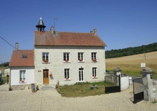 Ferme Saint-Antoine : Bed and Breakfast near Hartennes-et-Taux