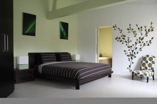 La Demeure de Saint Fiacre : Guest accommodation near Saint-André-Treize-Voies
