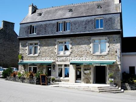 Auberge Saint Thegonnec : Hotel near La Roche-Maurice