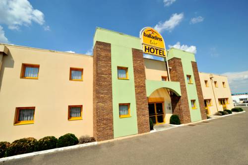 Hôtel Balladins Bourges : Hotel near Saint-Palais