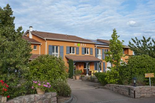 Hotel des Vignes - Le calme au coeur des vignes : Hotel near Châtillon-sur-Chalaronne