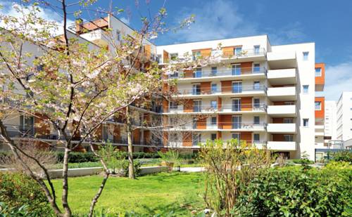 Park & Suites Elegance Grenoble Europole : Guest accommodation near Grenoble