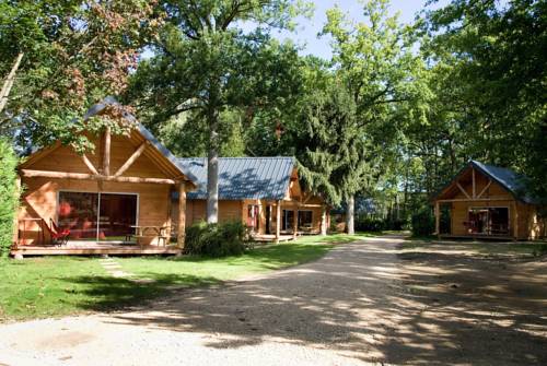 Huttopia Rambouillet : Guest accommodation near Saint-Prest