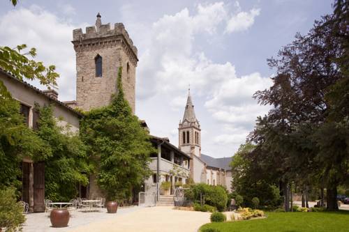 Chateau De Creissels : Hotel near Saint-Laurent-de-Lévézou