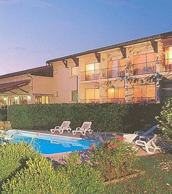 Logis Horizon 117 : Hotel near Escanecrabe
