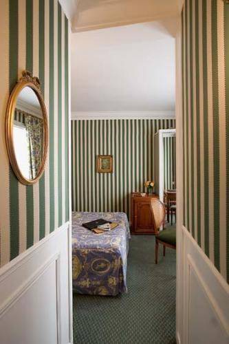Best Western Hôtel Aux Ducs De Bourgogne : Hotel near Paris