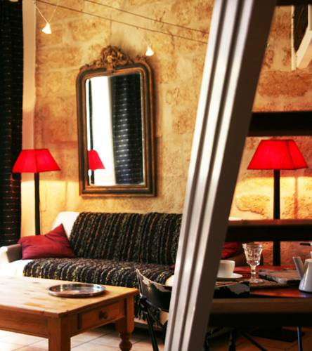 Suite du Merle Blanc & Suite N°2 : Hotel near Hérault