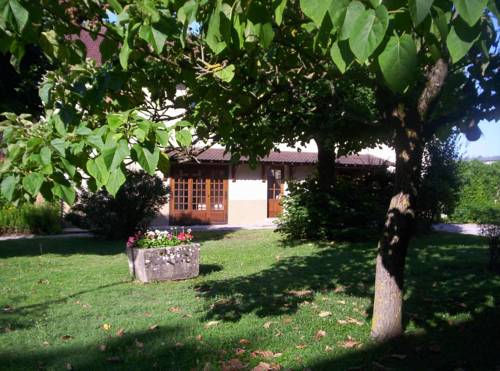 Hôtel du Monolithe : Hotel near Nivollet-Montgriffon
