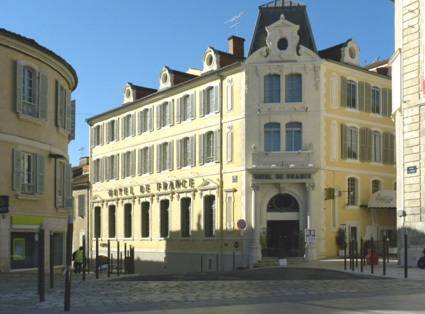 Hôtel de France : Hotel near Gers