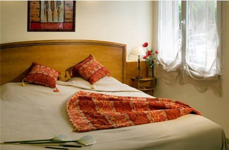 Hotel Le Lion d'Or : Hotel near La Canourgue