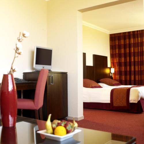 Best Western Hôtel et Golf du Gouverneur : Hotel near Châtillon-sur-Chalaronne