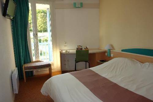 Brit Hotel Mescoat : Hotel near La Roche-Maurice