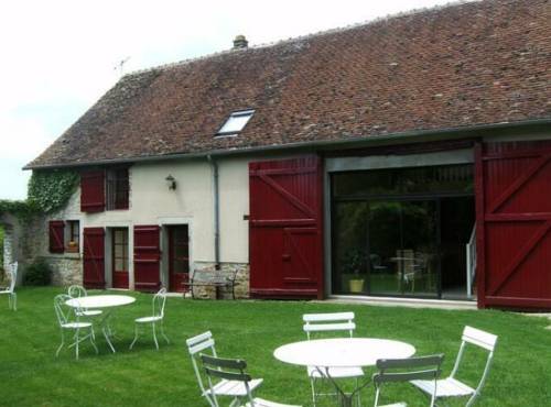 La Grange : Bed and Breakfast near Mouhet