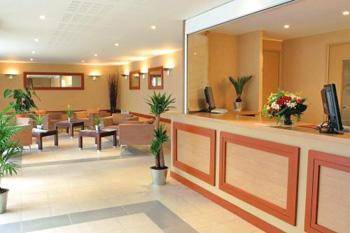 Adagio Access Paris Saint-Denis Pleyel : Guest accommodation near Saint-Denis