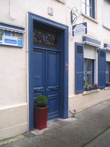 Villa Blanc Marine : Guest accommodation near Loon-Plage