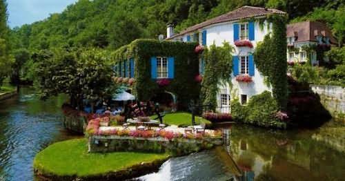 Moulin de L'Abbaye : Hotel near Saint-Sulpice-de-Mareuil