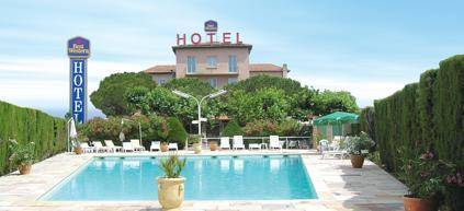 Best Western Les Vignes Blanches : Hotel near Saint-Pierre-de-Mézoargues