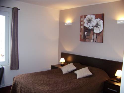Hotel Bal : Hotel near Ardres