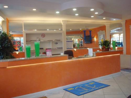 Hôtel Des Arcades : Hotel near Saône-et-Loire