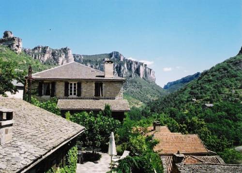 Ermitage de Peyreleau : Bed and Breakfast near La Canourgue