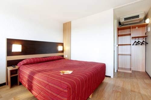 Première Classe Mâcon : Hotel near Châtillon-sur-Chalaronne