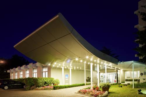 Novotel Massy Palaiseau : Hotel near Essonne