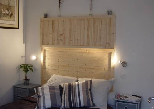 Au Bois de Saget : Bed and Breakfast near Montrabé