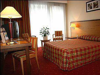 Inter-Hôtel Tulle Centre : Hotel near Corrèze