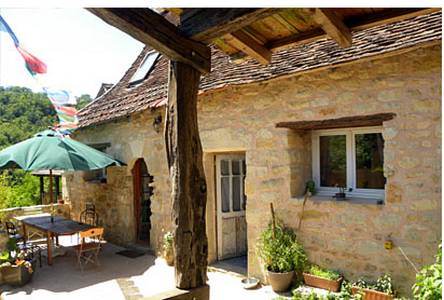 Chambres d'hôtes - Sur Le Chemin Des Sens : Bed and Breakfast near Preyssac-d'Excideuil