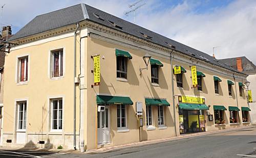 Logis Au Croissant : Hotel near Sainte-Fauste