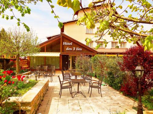 Logis Des 3 Iles : Hotel near Renédale