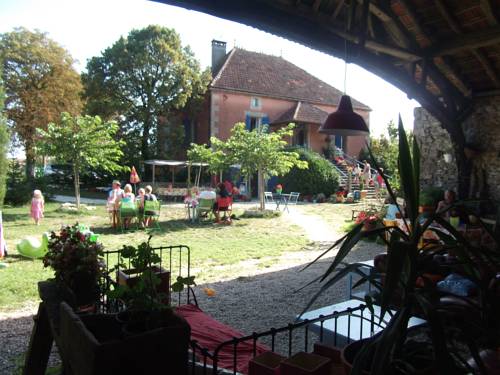 Les Escaliers de La Combe : Bed and Breakfast near Luzech