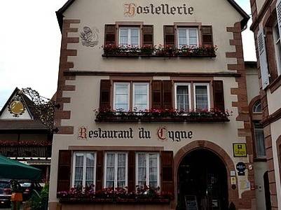 Hostellerie au Cygne : Hotel near Crœttwiller