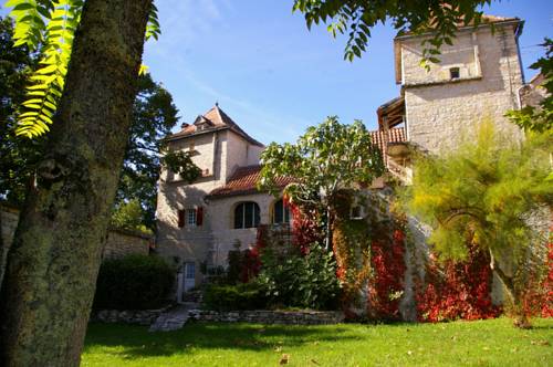 Chambres d'hôtes Clos du Mas de Bastide : Bed and Breakfast near Luzech