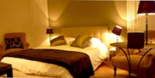 Chambres d'Hôtes La Maison : Bed and Breakfast near Notre-Dame-de-Bondeville