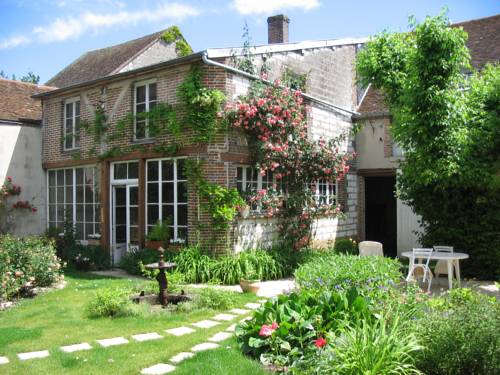 Chambre d'hôtes La Graineterie : Bed and Breakfast near Courtaoult
