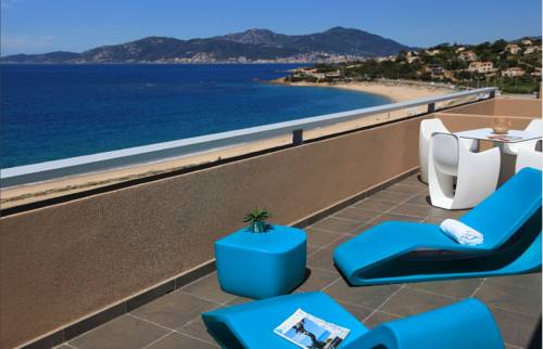 Radisson Blu Resort & Spa, Ajaccio Bay : Hotel near Ajaccio