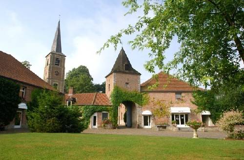 Hôtel La Gentilhommière : Hotel near Saint-Hilaire-lez-Cambrai