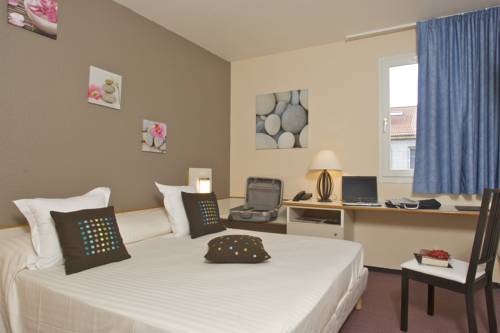 Hôtel Tenor*** : Hotel near Rhône-Alpes