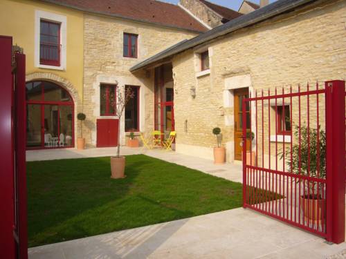 Chambres d'Hôtes Le P'tit Louis : Bed and Breakfast near Saint-Bris-le-Vineux