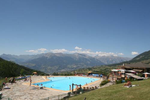 Madame Vacances Les Balcons Des Airelles : Guest accommodation near Les Orres
