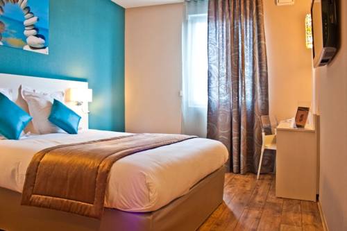 Inter-Hotel des Lys : Hotel near Fontaine-les-Ribouts