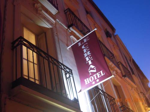 Le Cérétan Hôtel : Hotel near Pyrénées-Orientales