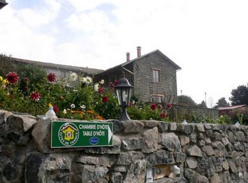 La Cime Beaujolaise : Guest accommodation near Le Cergne