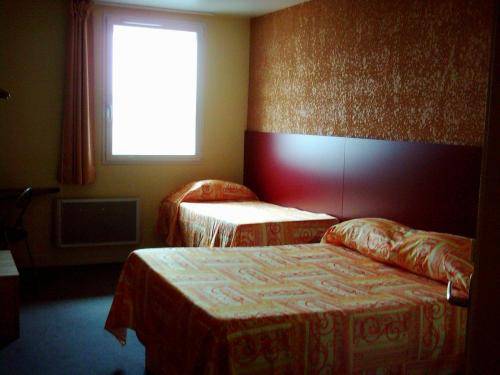 Libre Hôtel : Hotel near Bois-Arnault